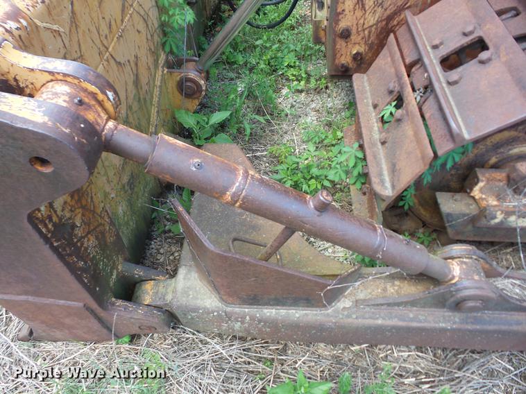 image for item BI9562 1978 Case 1450 dozer