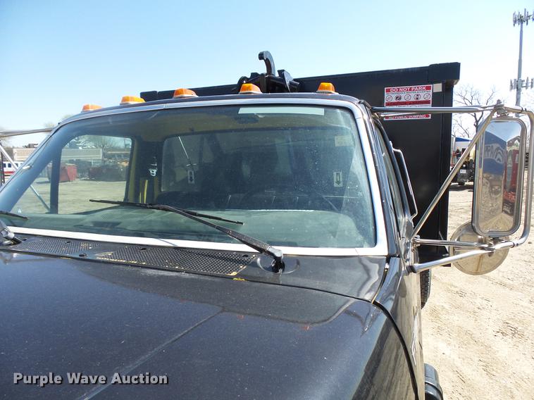 image for item DA3581 1998 Ford F700 hooklift truck