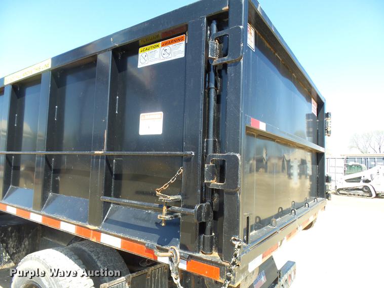 image for item DA3581 1998 Ford F700 hooklift truck
