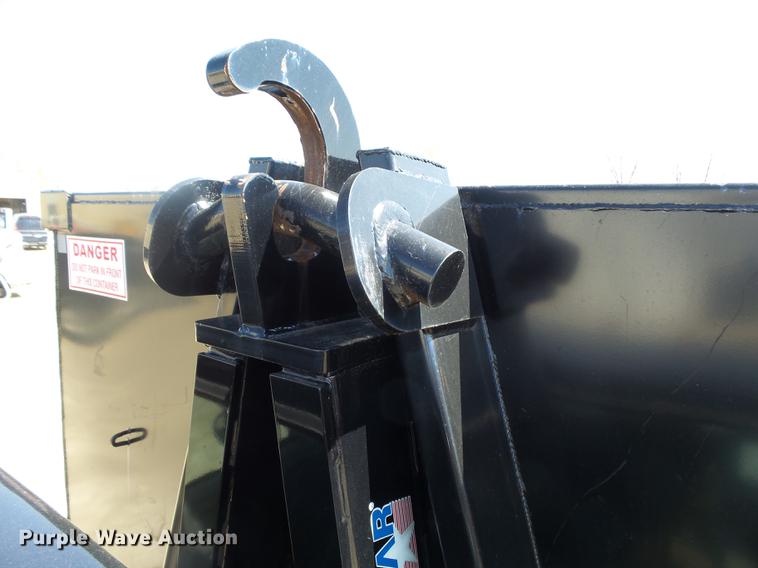 image for item DA3581 1998 Ford F700 hooklift truck