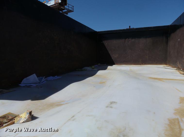 image for item DA3581 1998 Ford F700 hooklift truck