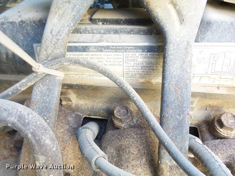 image for item DA3581 1998 Ford F700 hooklift truck