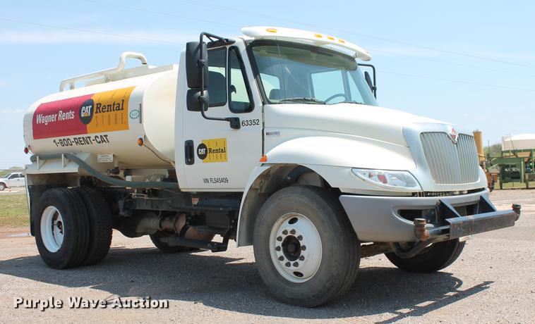 image for item DB5201 2015 International DuraStar 4300 water truck