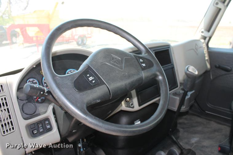 image for item DB5201 2015 International DuraStar 4300 water truck