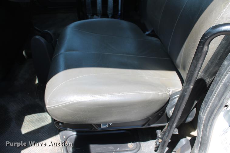 image for item DB5201 2015 International DuraStar 4300 water truck