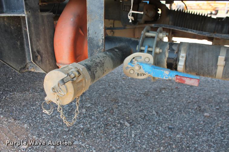 image for item DB5201 2015 International DuraStar 4300 water truck