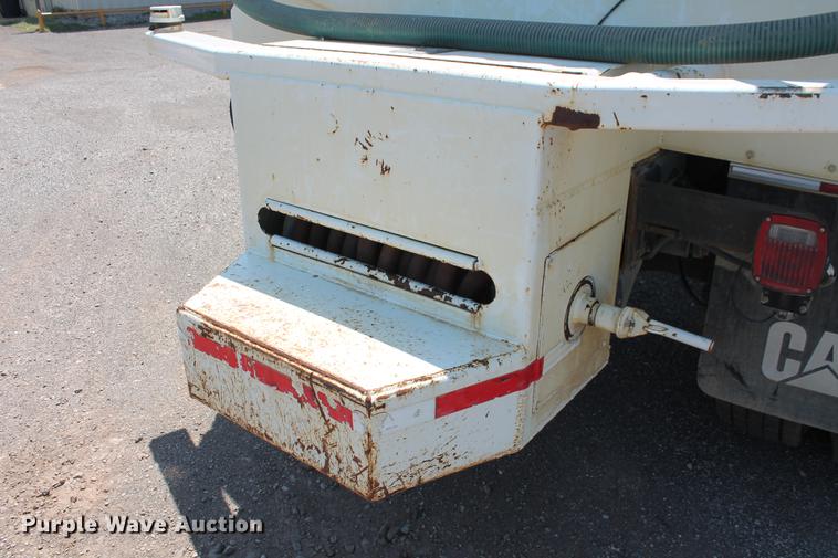 image for item DB5201 2015 International DuraStar 4300 water truck