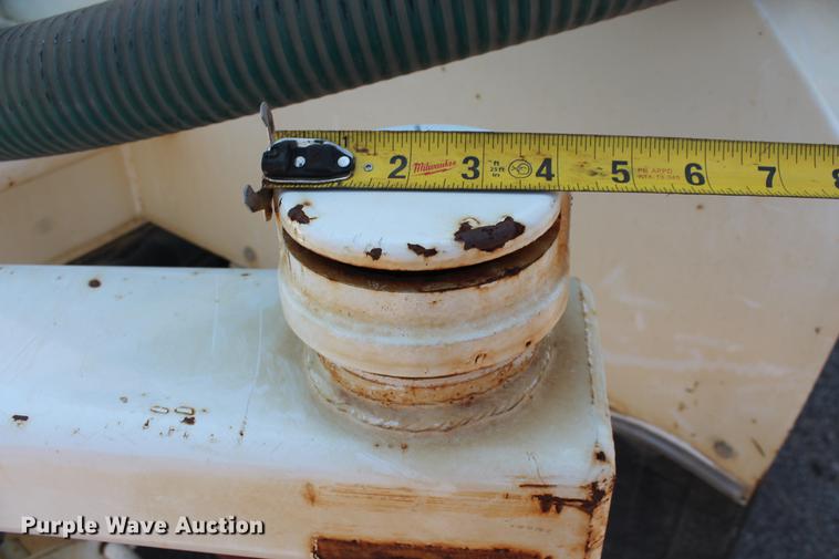 image for item DB5201 2015 International DuraStar 4300 water truck