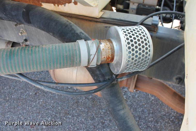 image for item DB5201 2015 International DuraStar 4300 water truck