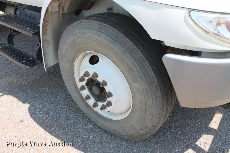 image for item DB5201 2015 International DuraStar 4300 water truck