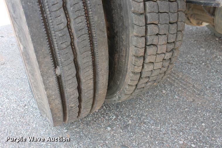 image for item DB5201 2015 International DuraStar 4300 water truck