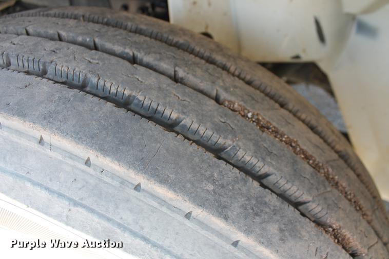 image for item DB5201 2015 International DuraStar 4300 water truck