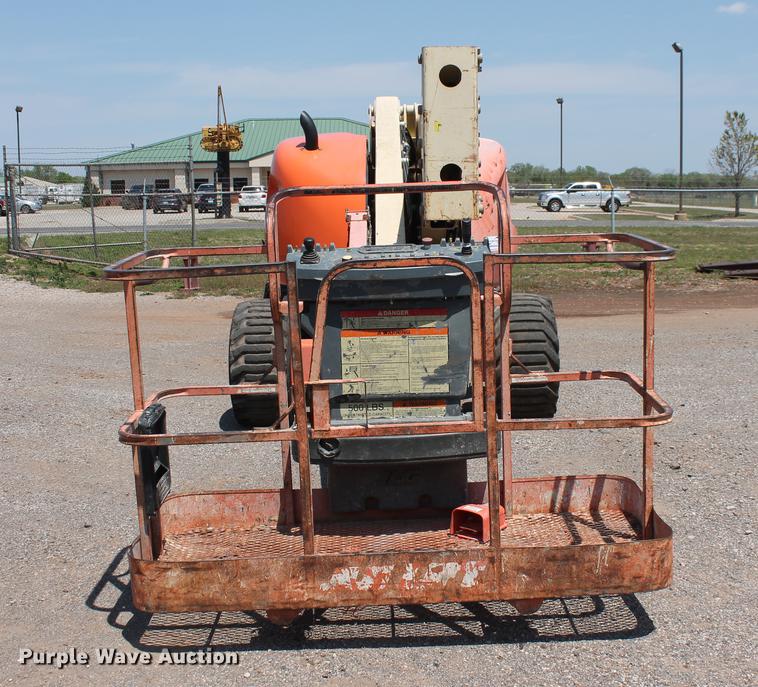 image for item DB5205 2000 JLG 450A boom lift