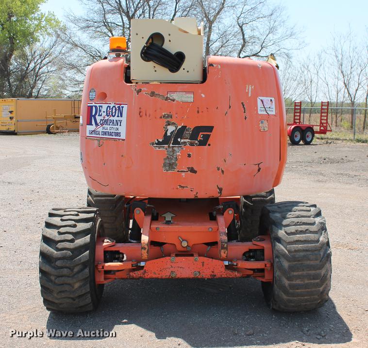 image for item DB5205 2000 JLG 450A boom lift