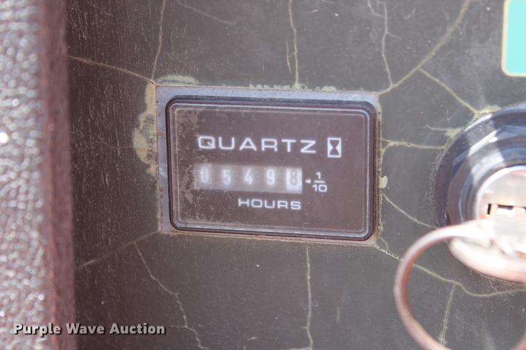 image for item DB5205 2000 JLG 450A boom lift