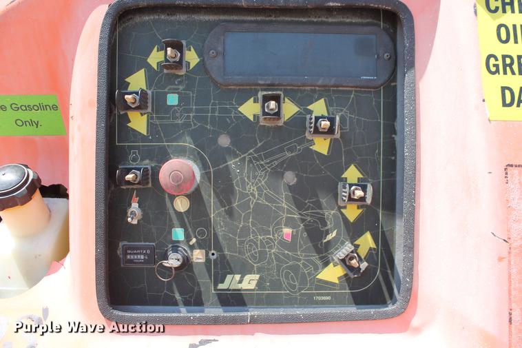 image for item DB5205 2000 JLG 450A boom lift