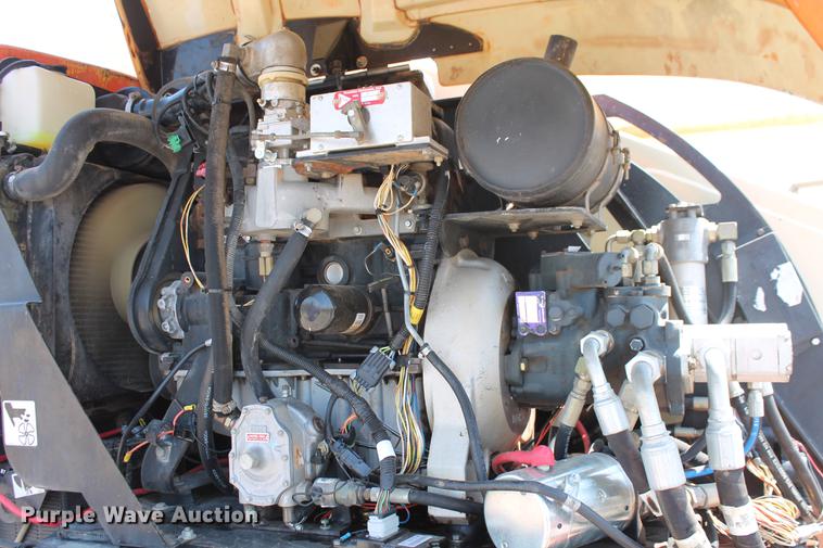 image for item DB5205 2000 JLG 450A boom lift