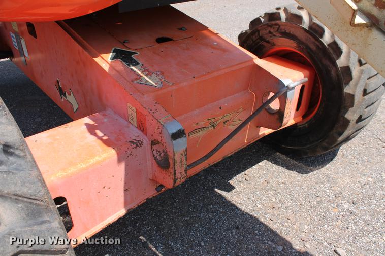 image for item DB5205 2000 JLG 450A boom lift