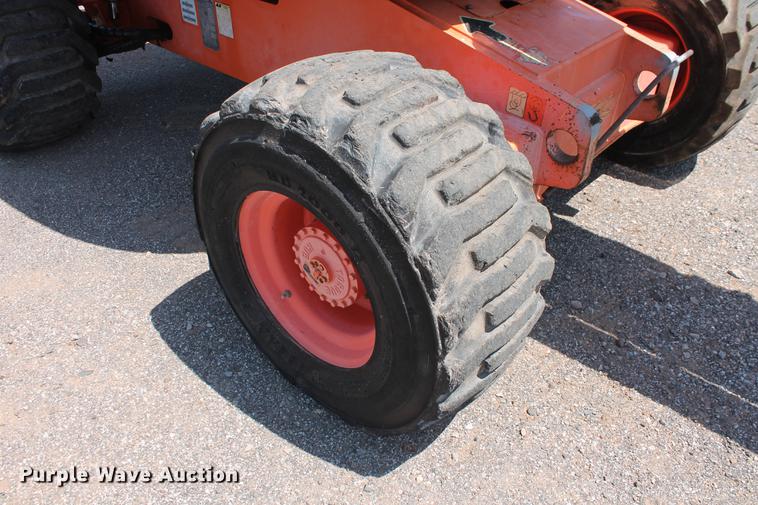 image for item DB5205 2000 JLG 450A boom lift