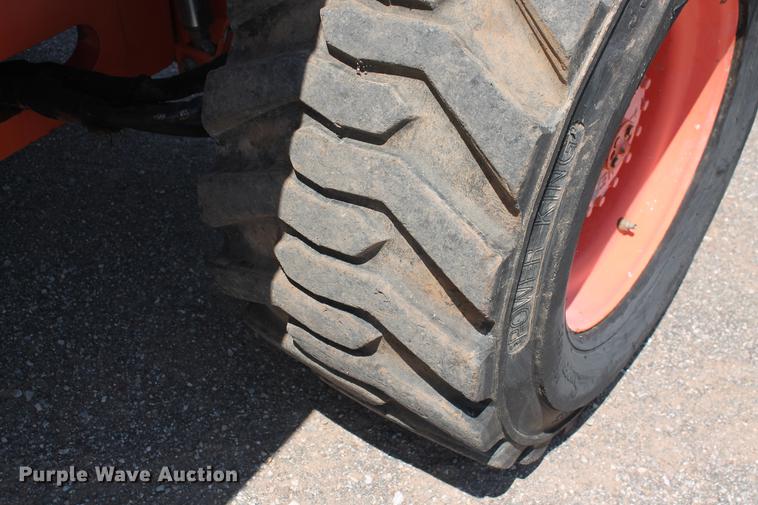 image for item DB5205 2000 JLG 450A boom lift