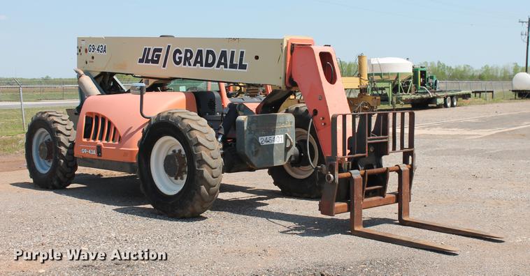 image for item DB5206 2004 JLG Gradall G9-43A telehandler