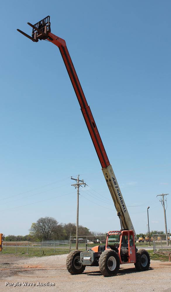 image for item DB5206 2004 JLG Gradall G9-43A telehandler
