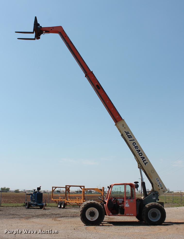 image for item DB5206 2004 JLG Gradall G9-43A telehandler