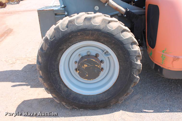 image for item DB5206 2004 JLG Gradall G9-43A telehandler