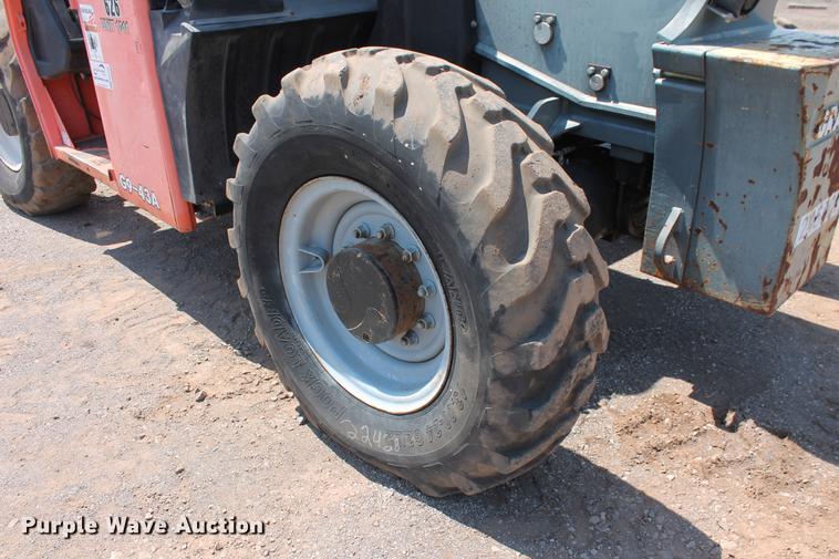 image for item DB5206 2004 JLG Gradall G9-43A telehandler