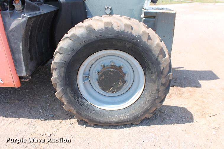 image for item DB5206 2004 JLG Gradall G9-43A telehandler