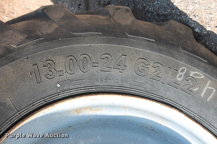 image for item DB5206 2004 JLG Gradall G9-43A telehandler