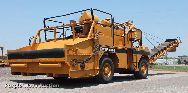 image for item DB5207 1999 CMI MTP4004CP concrete placer