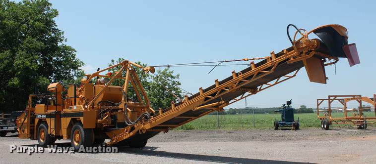 image for item DB5207 1999 CMI MTP4004CP concrete placer