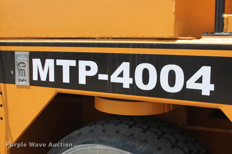 image for item DB5207 1999 CMI MTP4004CP concrete placer