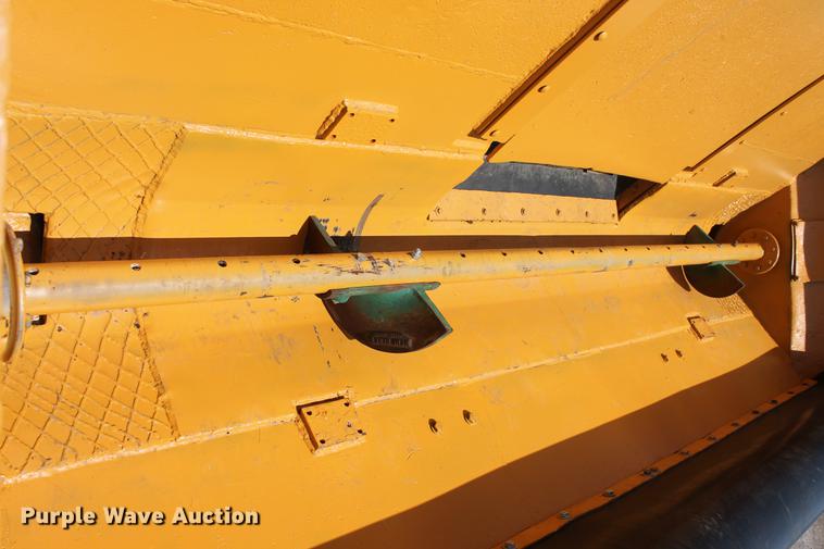 image for item DB5207 1999 CMI MTP4004CP concrete placer