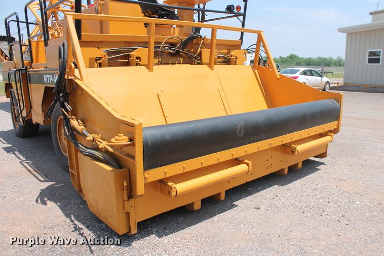 image for item DB5207 1999 CMI MTP4004CP concrete placer