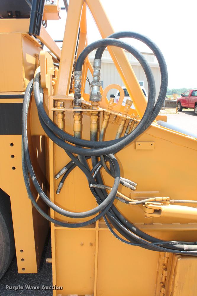 image for item DB5207 1999 CMI MTP4004CP concrete placer