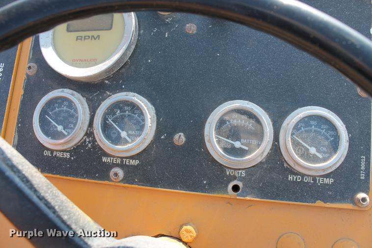 image for item DB5207 1999 CMI MTP4004CP concrete placer