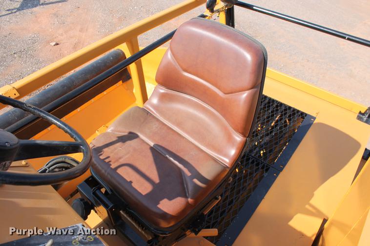 image for item DB5207 1999 CMI MTP4004CP concrete placer