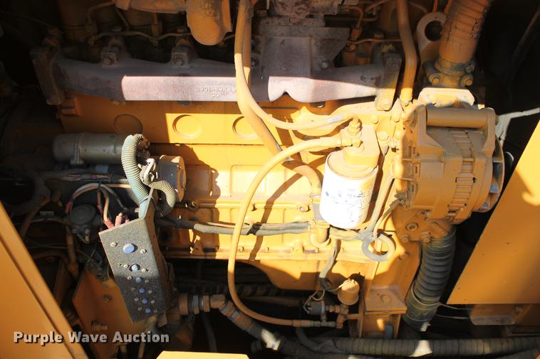 image for item DB5207 1999 CMI MTP4004CP concrete placer