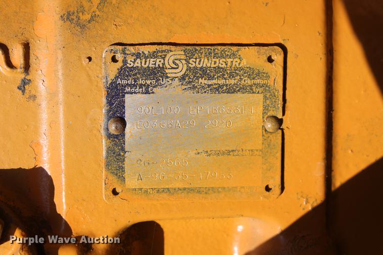 image for item DB5207 1999 CMI MTP4004CP concrete placer