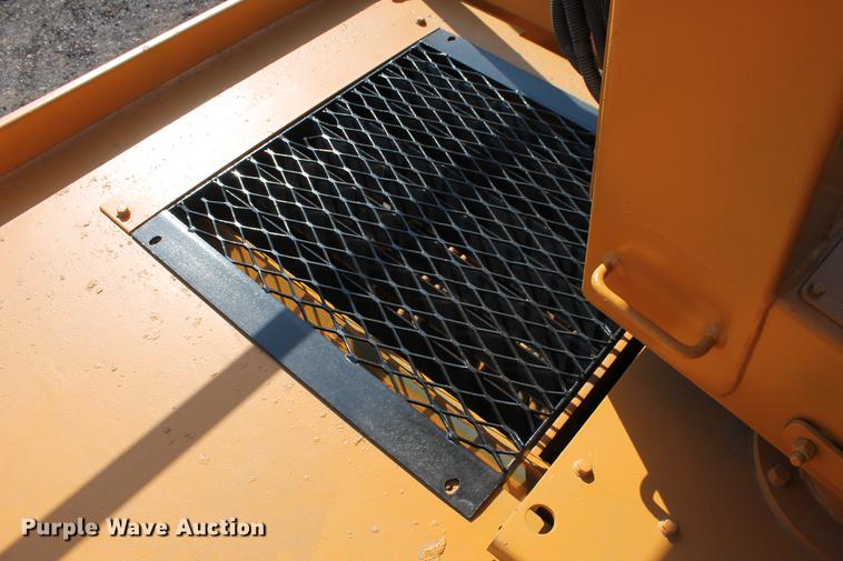 image for item DB5207 1999 CMI MTP4004CP concrete placer