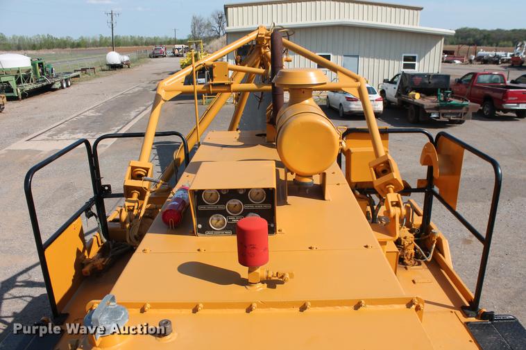 image for item DB5207 1999 CMI MTP4004CP concrete placer