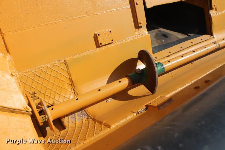 image for item DB5207 1999 CMI MTP4004CP concrete placer