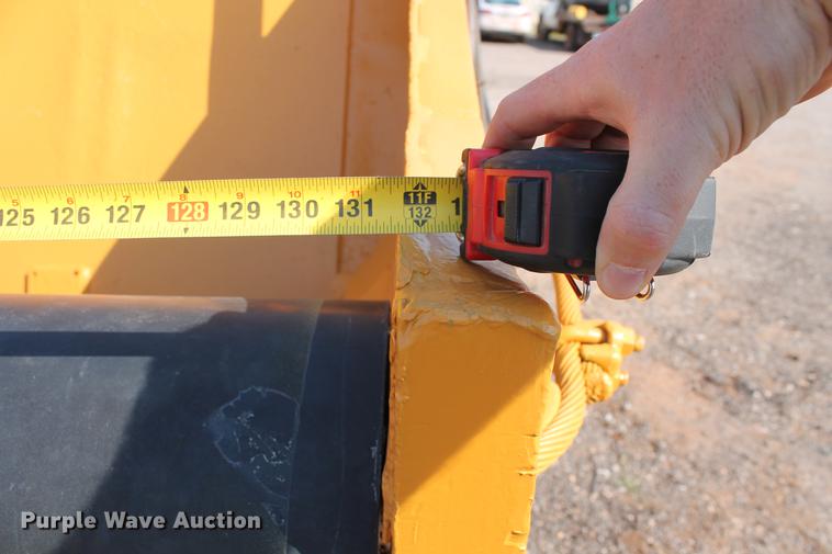 image for item DB5207 1999 CMI MTP4004CP concrete placer