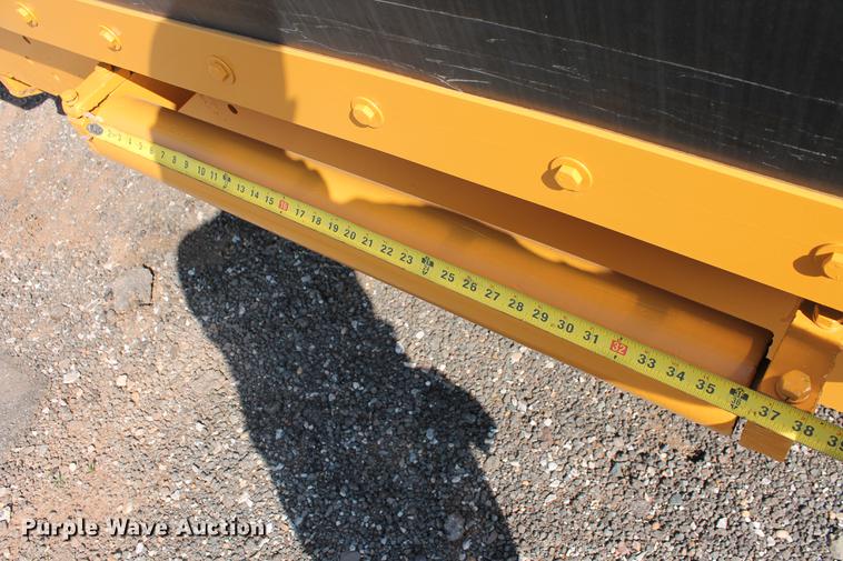 image for item DB5207 1999 CMI MTP4004CP concrete placer