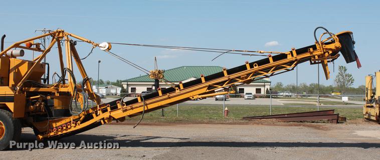 image for item DB5207 1999 CMI MTP4004CP concrete placer