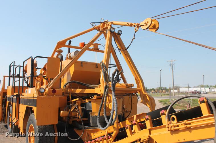 image for item DB5207 1999 CMI MTP4004CP concrete placer