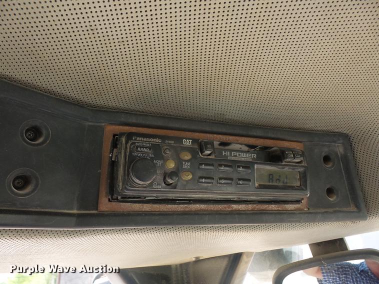 image for item DB6143 2000 Caterpillar 962G wheel loader