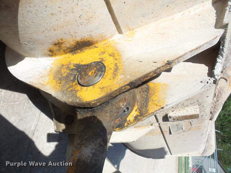 image for item DB6143 2000 Caterpillar 962G wheel loader